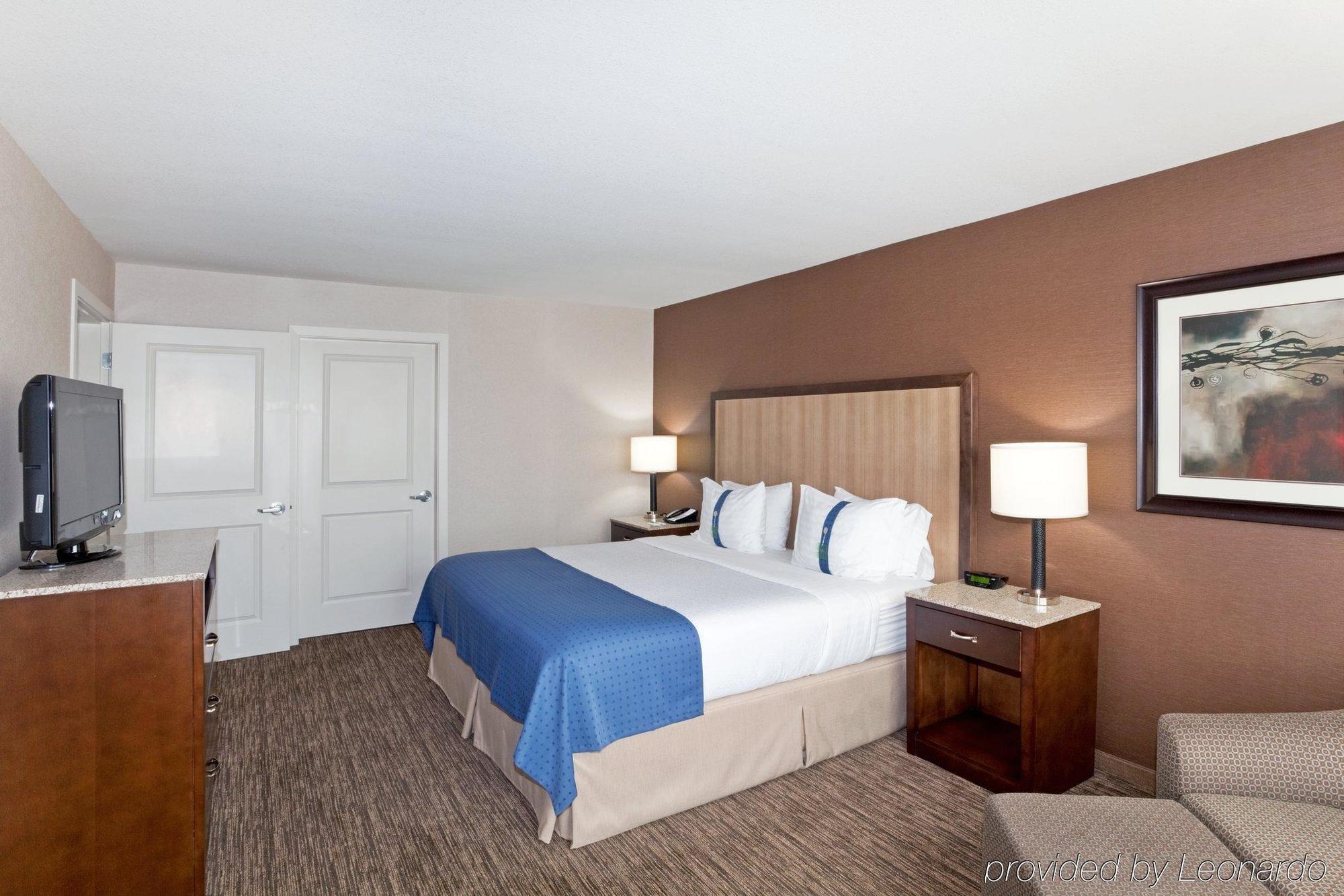Holiday Inn Hotel & Suites Surrey East - Cloverdale By Ihg Habitación foto
